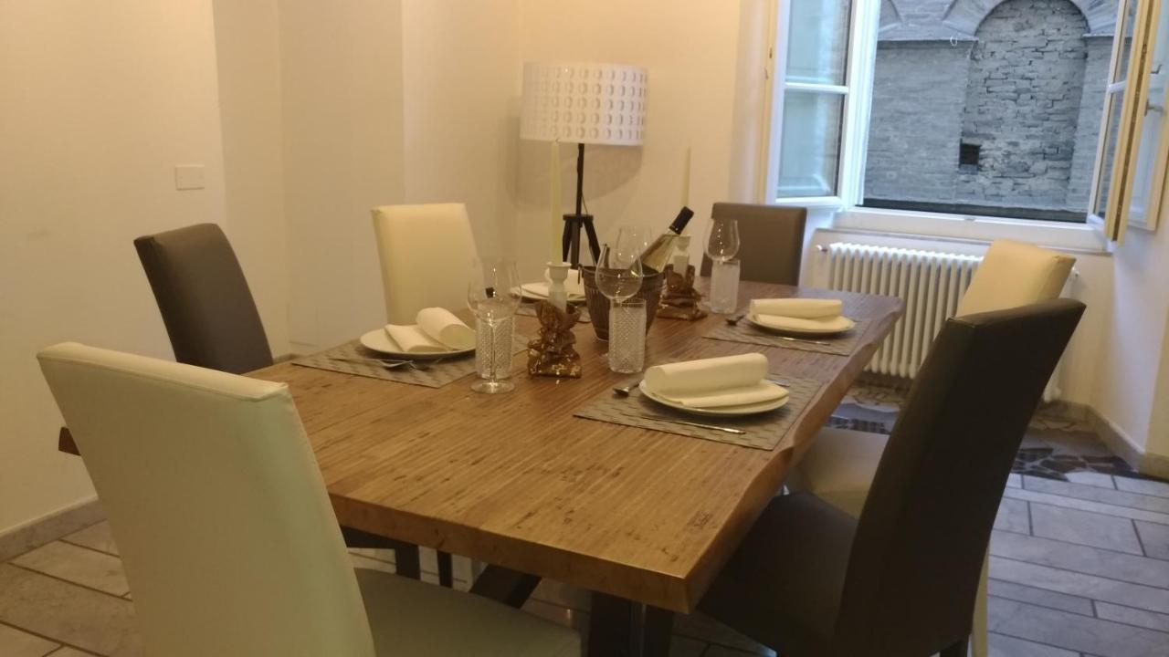 Luxury Suite Apartment Angiolieri Сиена Экстерьер фото