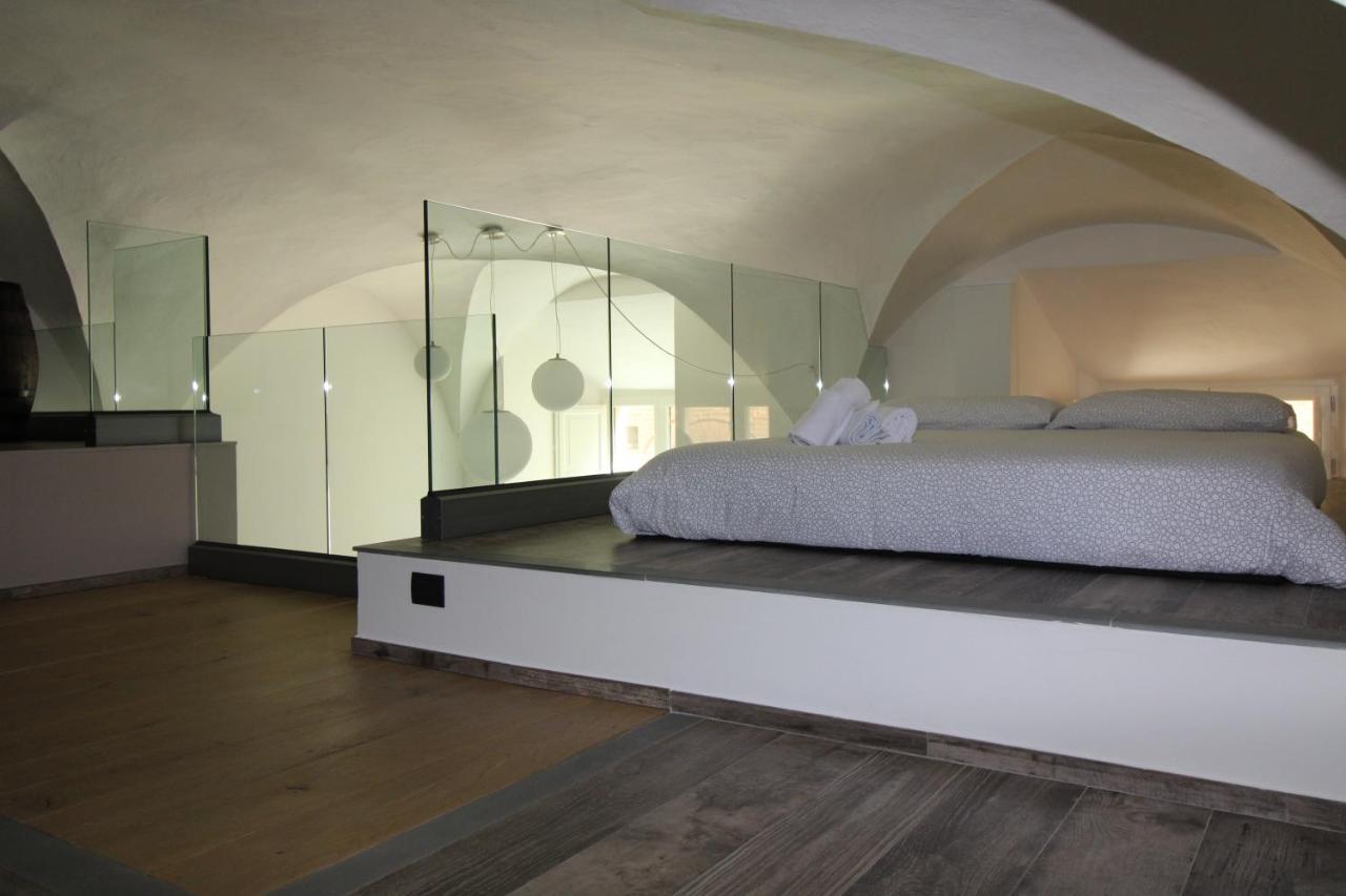 Luxury Suite Apartment Angiolieri Сиена Экстерьер фото