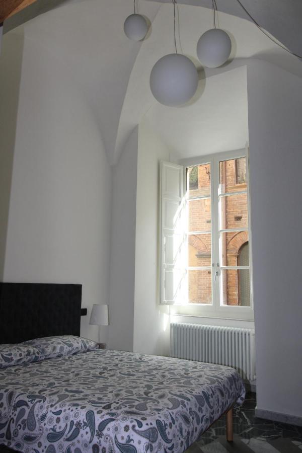 Luxury Suite Apartment Angiolieri Сиена Экстерьер фото