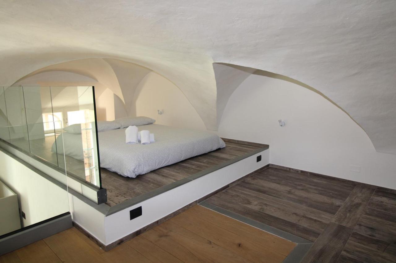 Luxury Suite Apartment Angiolieri Сиена Экстерьер фото