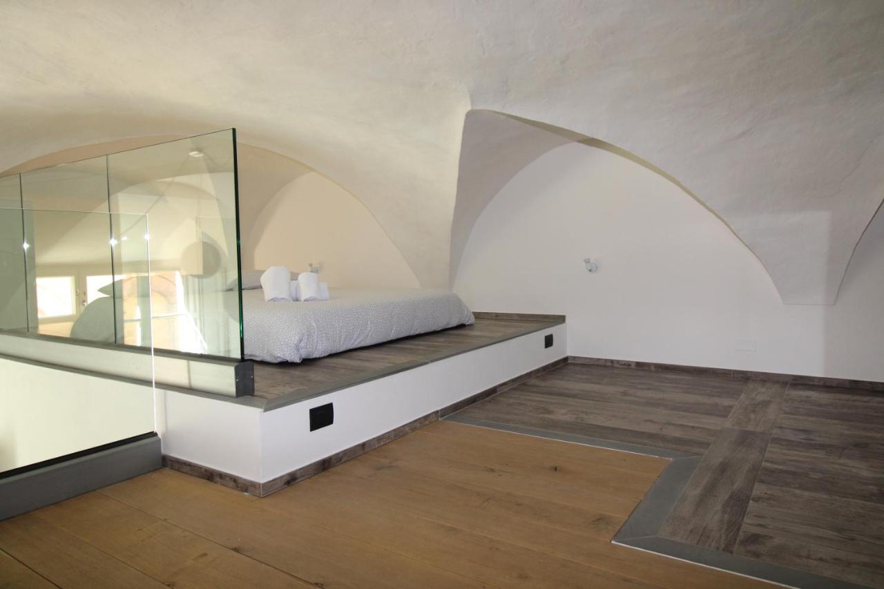 Luxury Suite Apartment Angiolieri Сиена Экстерьер фото