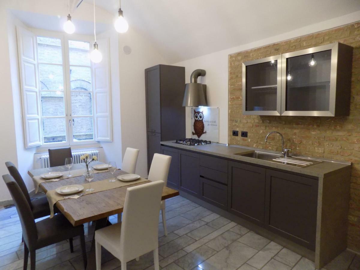 Luxury Suite Apartment Angiolieri Сиена Экстерьер фото